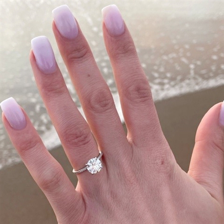 My fiancée loves the ring